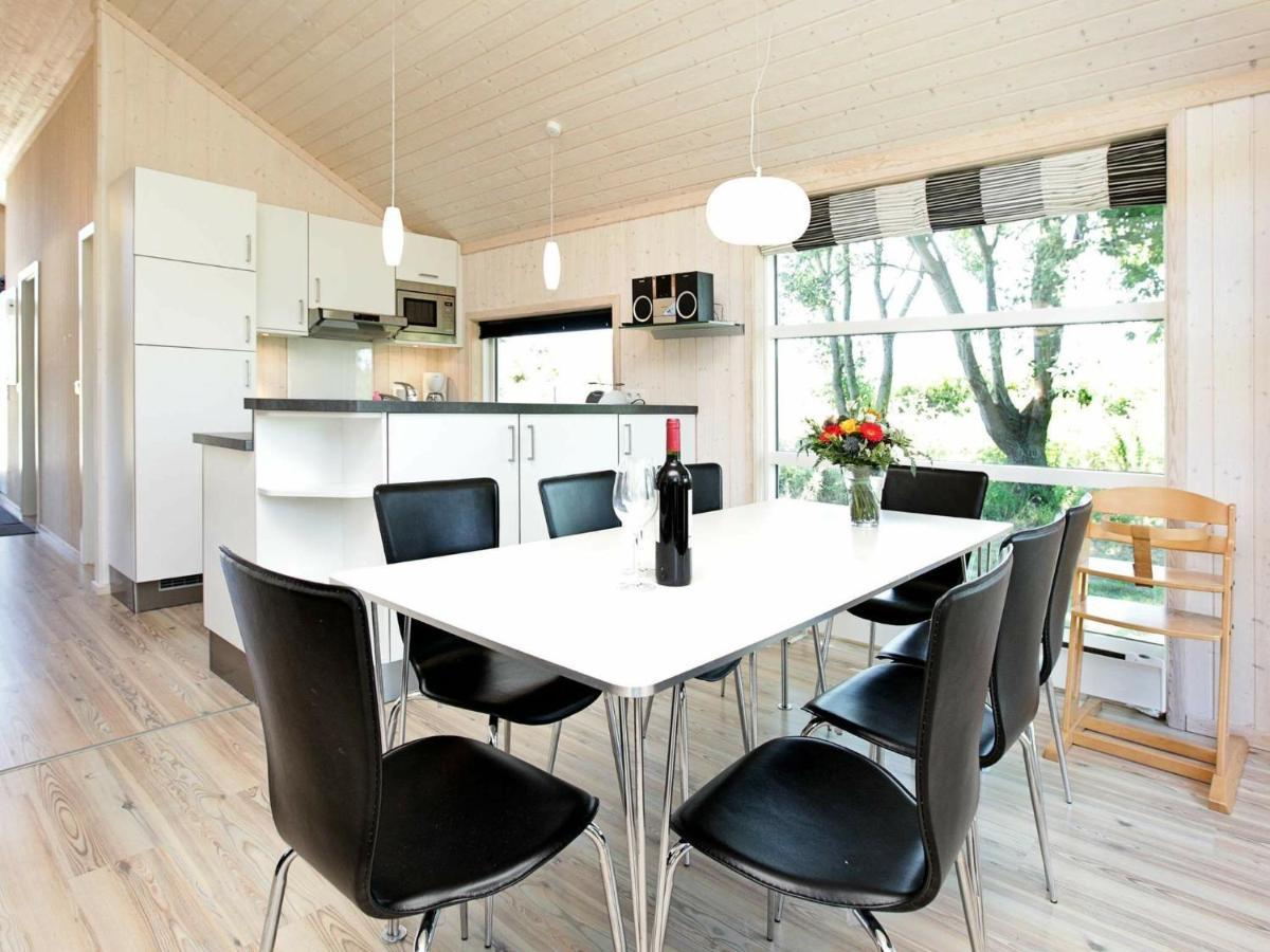 Three-Bedroom Holiday Home In Grossenbrode 1 Szoba fotó